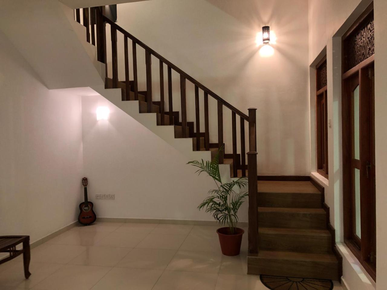 Helianto Social Villa Bentota Esterno foto