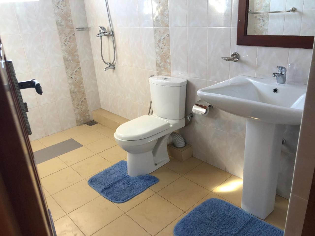 Helianto Social Villa Bentota Esterno foto
